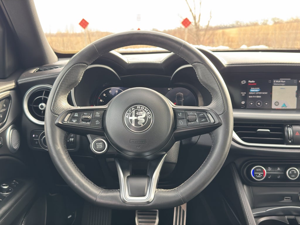 2024 Alfa Romeo Stelvio Volcanic Ti
