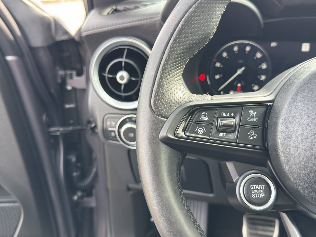 2024 Alfa Romeo Stelvio Volcanic Ti