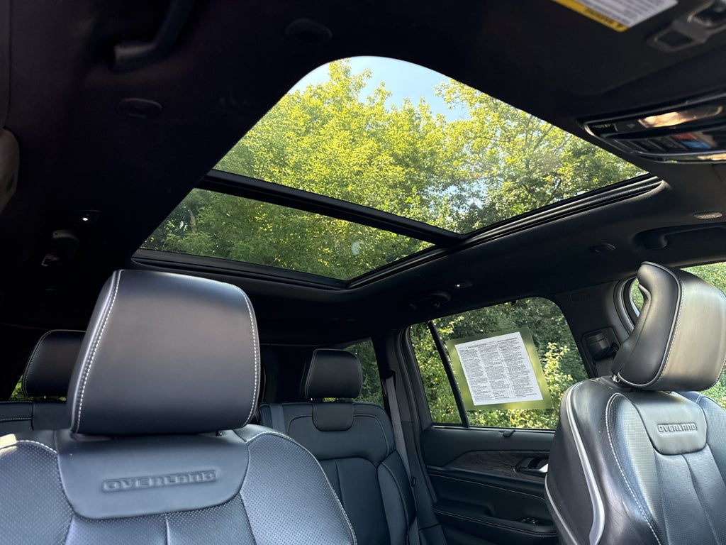 2023 Jeep Grand Cherokee Overland