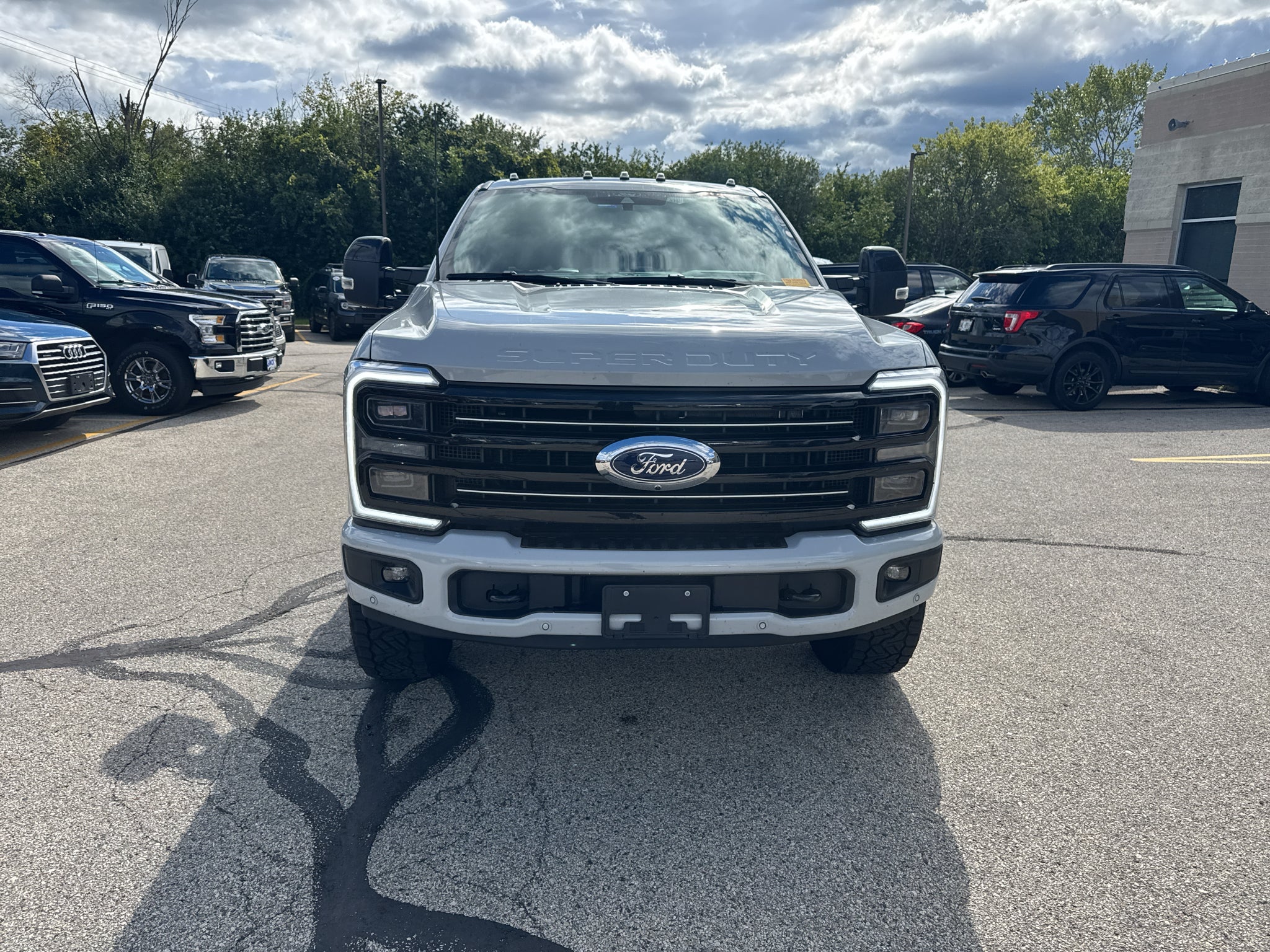 2026 Ford Super Duty F-350 SRW Pickup Platinum