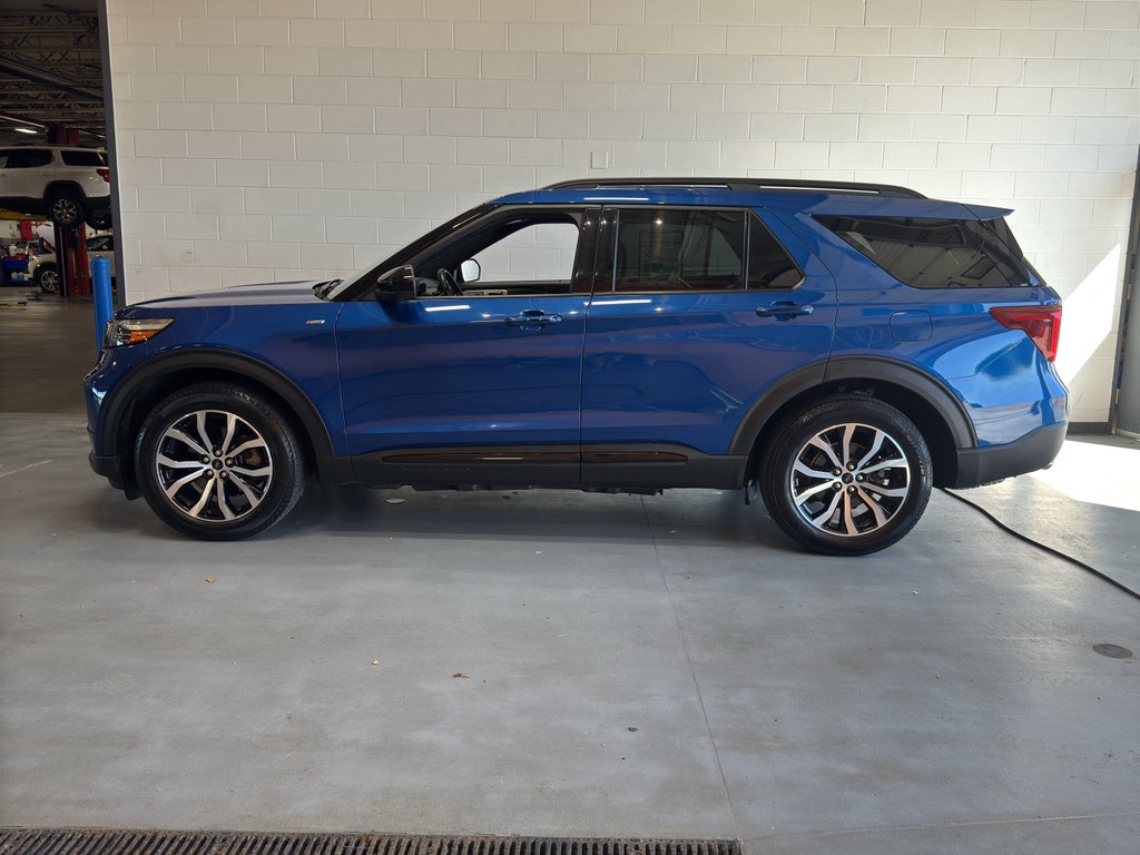 2022 Ford Explorer ST-Line