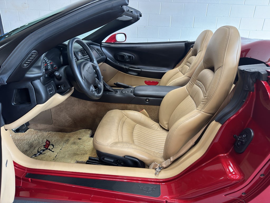 2004 Chevrolet Corvette BASE