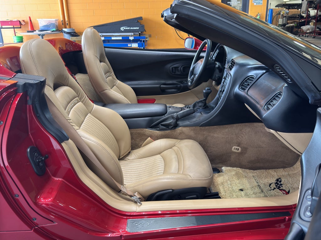 2004 Chevrolet Corvette BASE