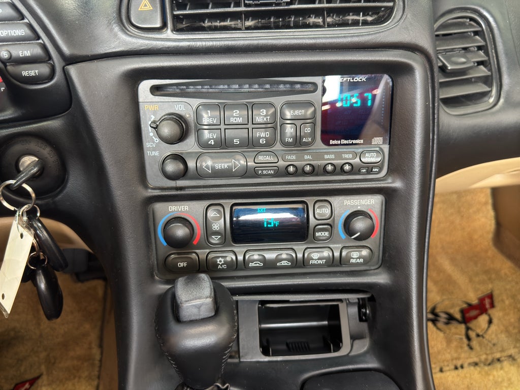 2004 Chevrolet Corvette BASE