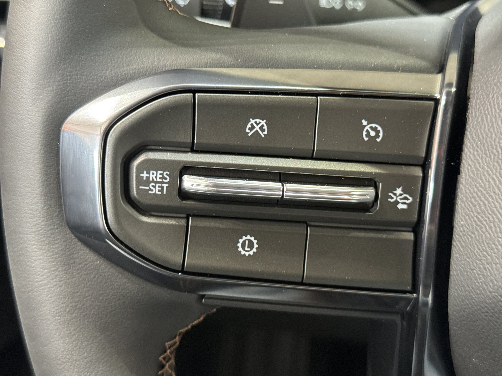 2027 GMC Acadia AT4