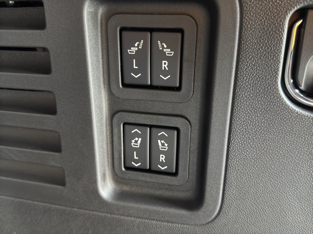2027 GMC Acadia Denali