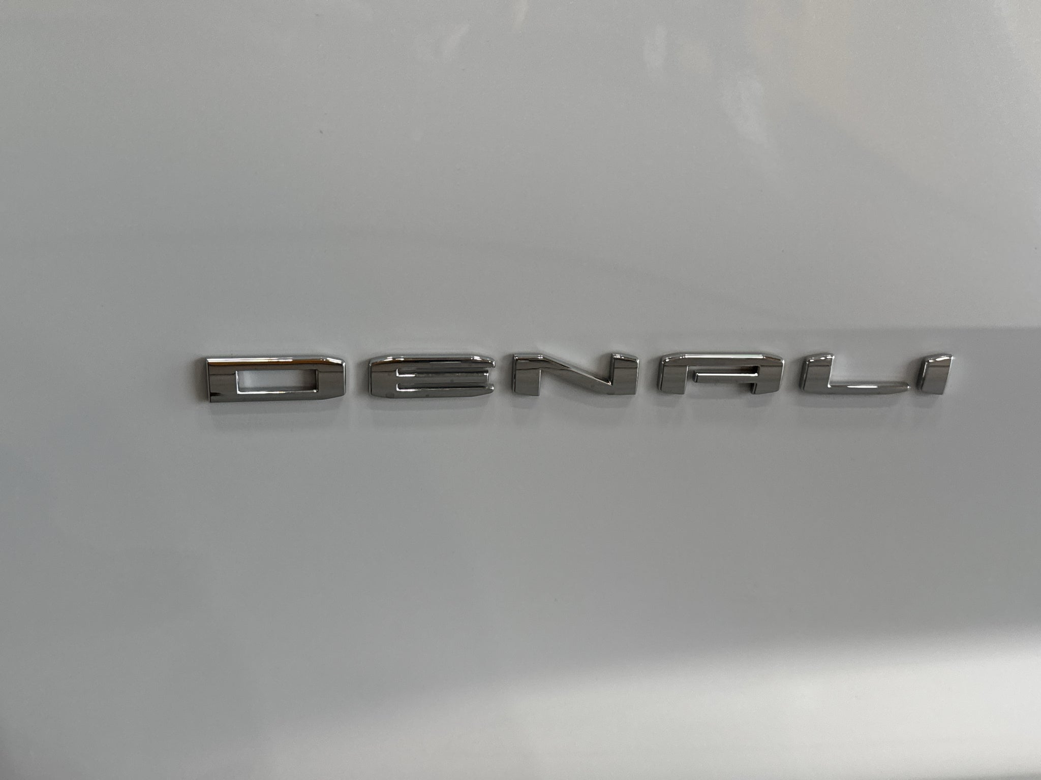 2027 GMC Acadia Denali Ultimate