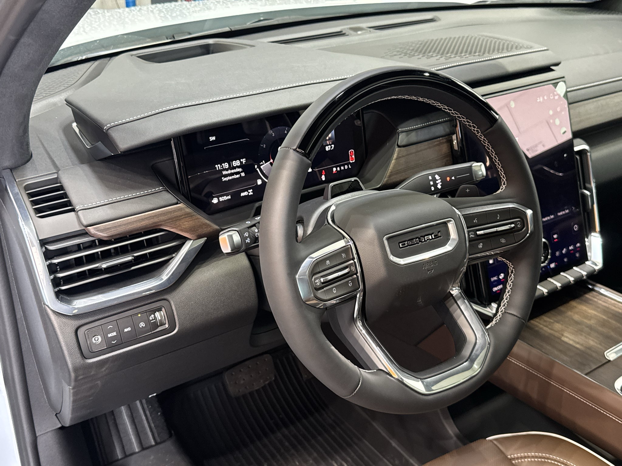 2027 GMC Acadia Denali Ultimate