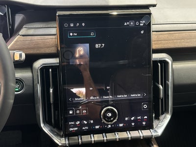 2027 GMC Acadia Denali Ultimate