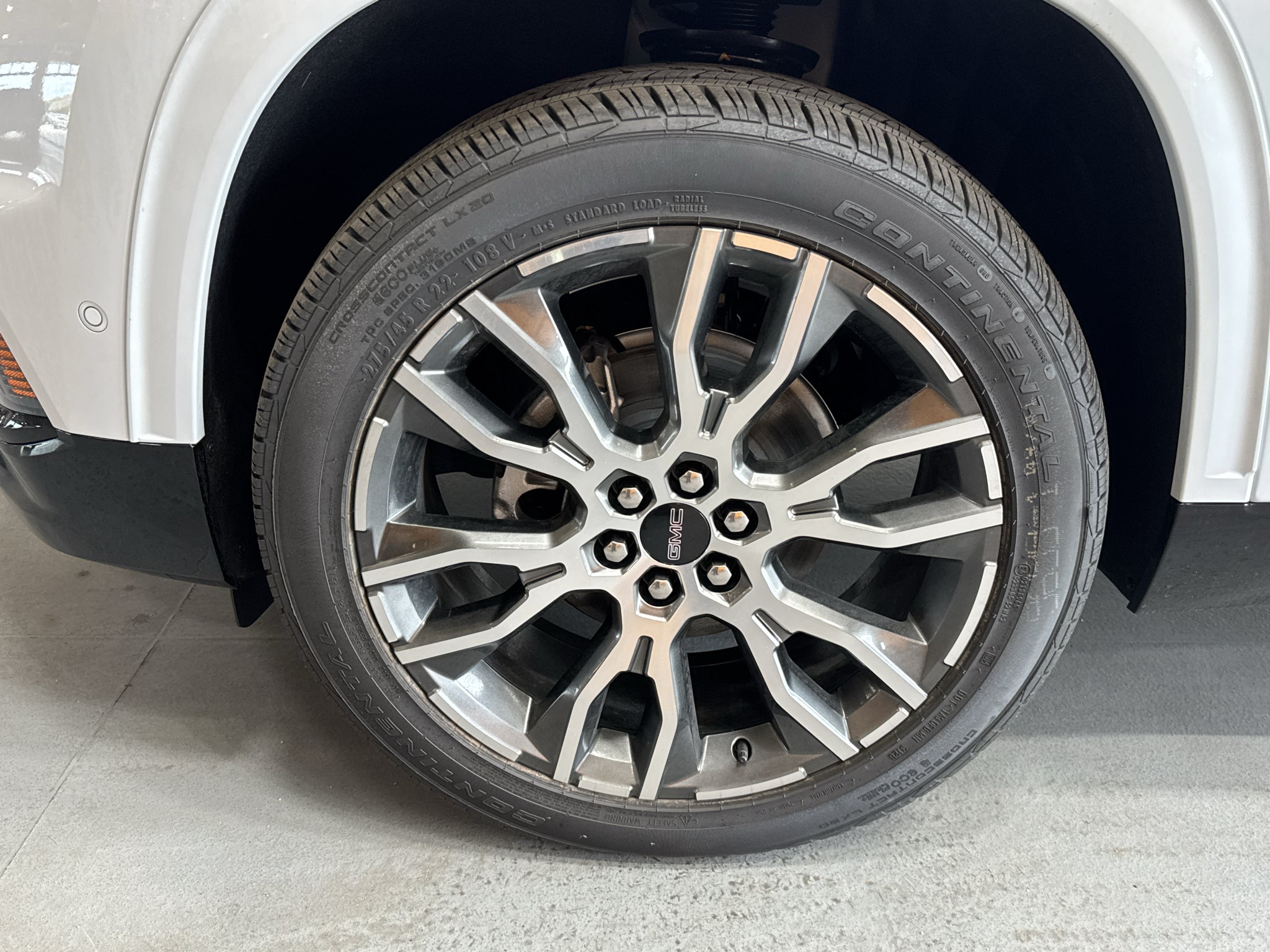 2027 GMC Acadia Denali Ultimate