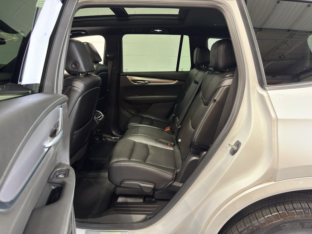 2023 Cadillac XT6 Luxury