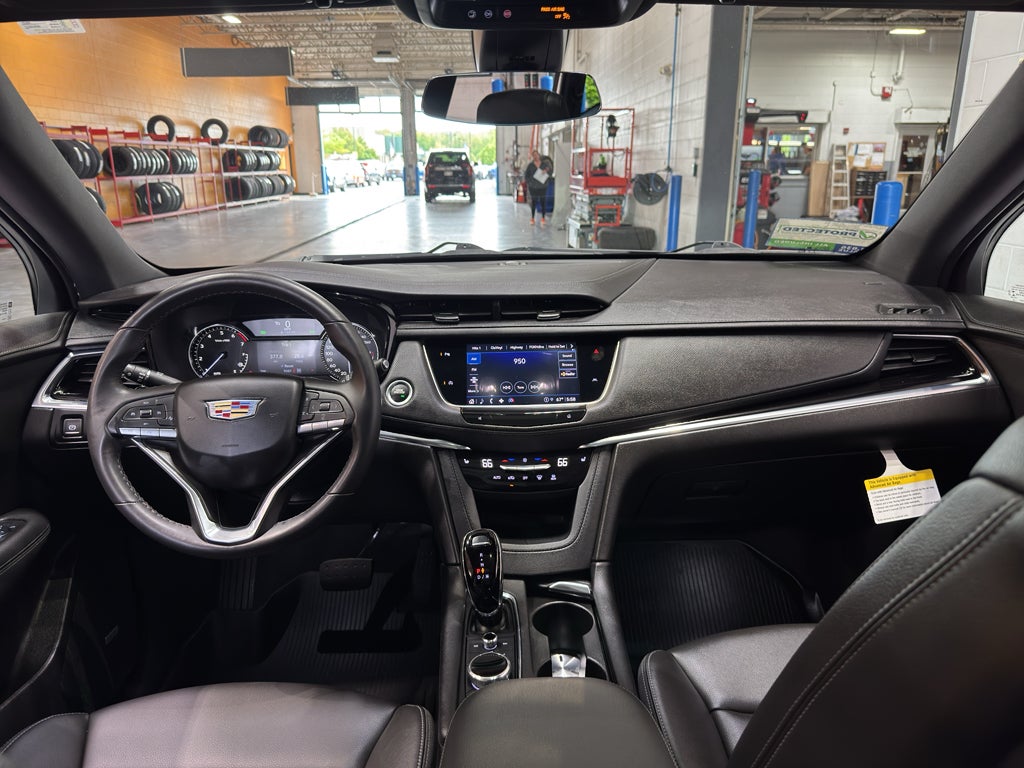 2023 Cadillac XT6 Luxury