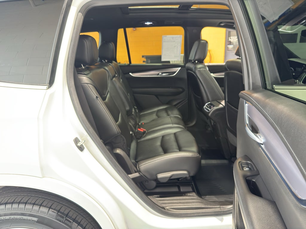 2023 Cadillac XT6 Luxury