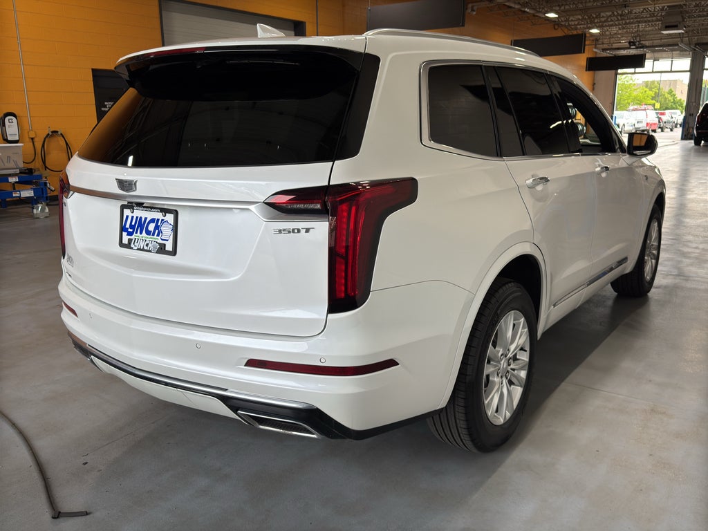 2023 Cadillac XT6 Luxury