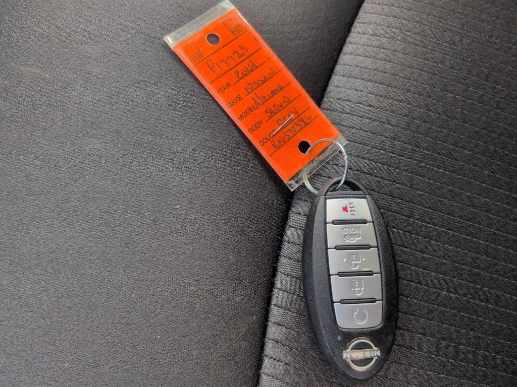 2024 Nissan Altima 2.5 SV