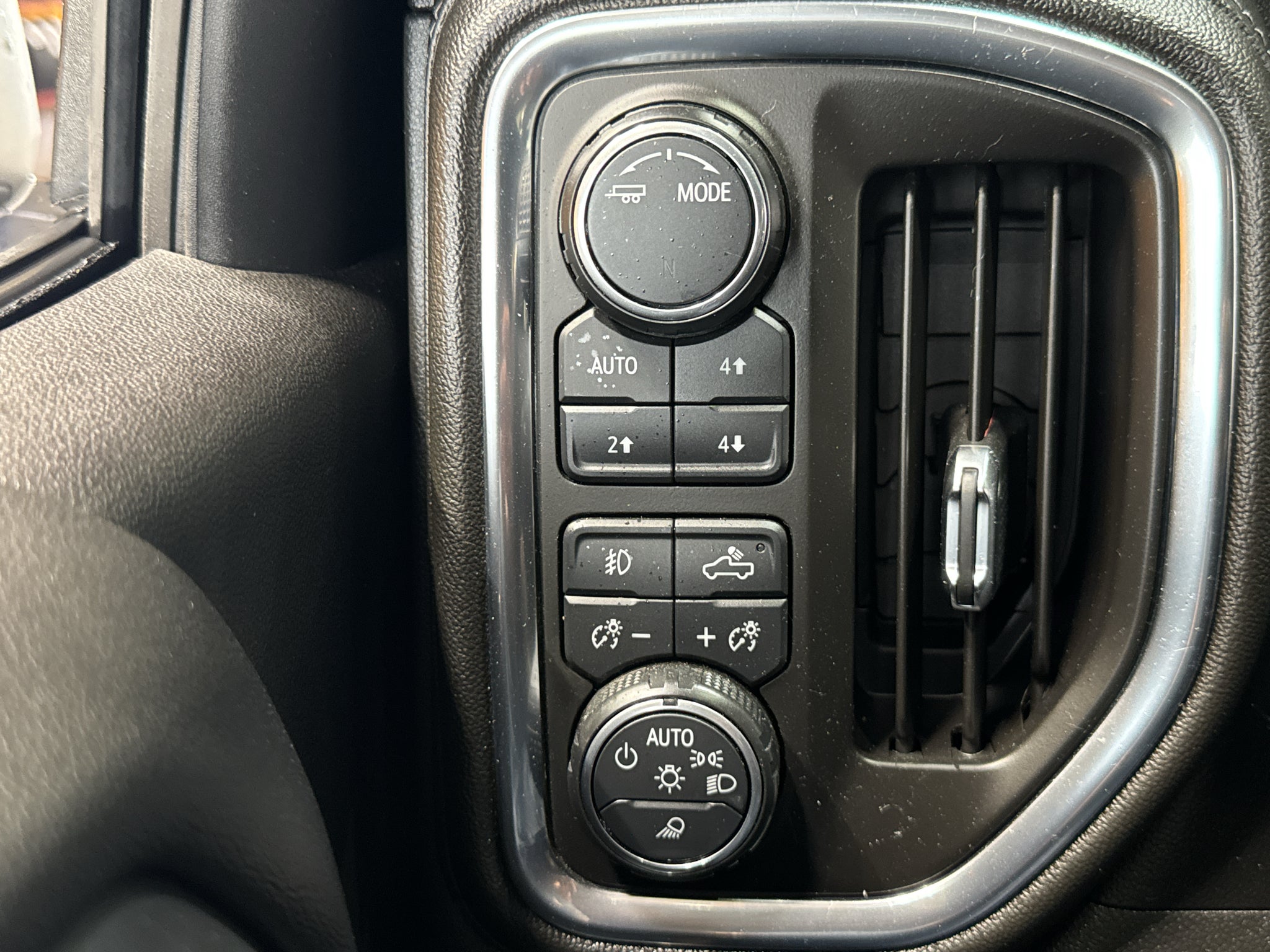 2020 Chevrolet Silverado 1500 High Country