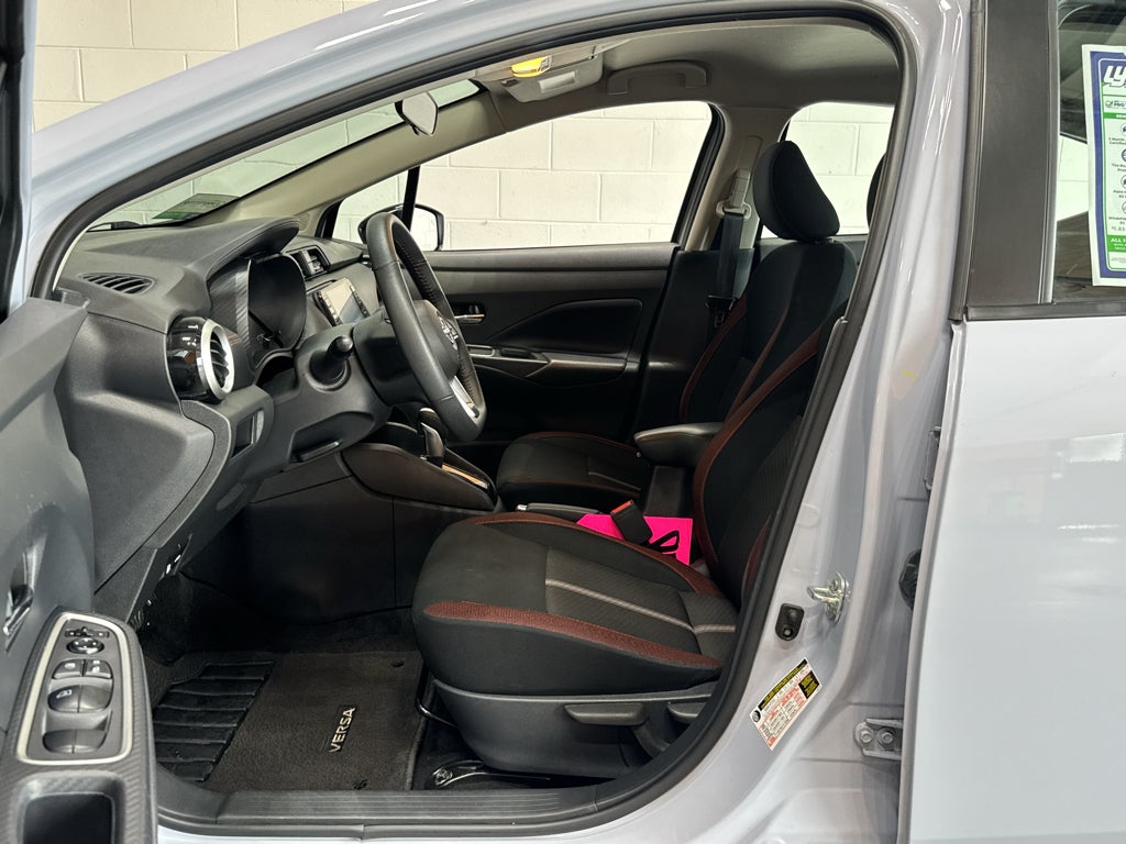 2024 Nissan Versa SR