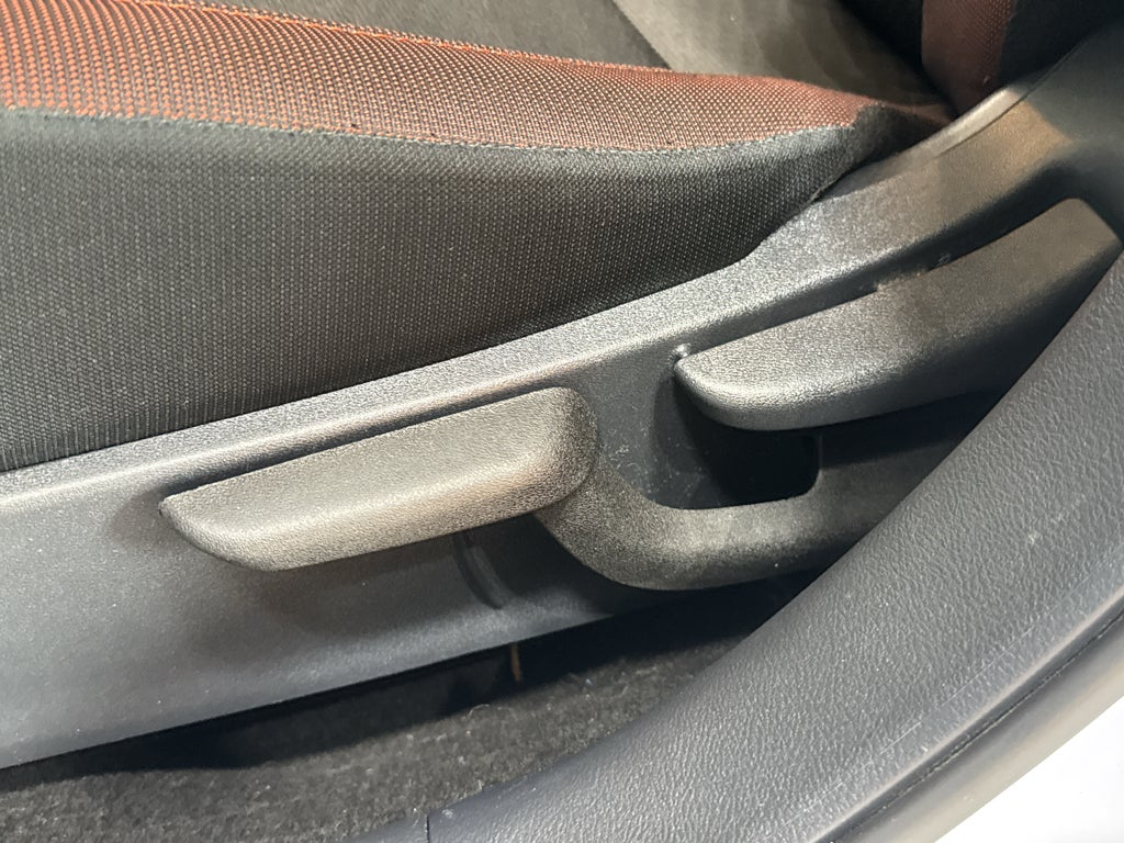 2024 Nissan Versa SR