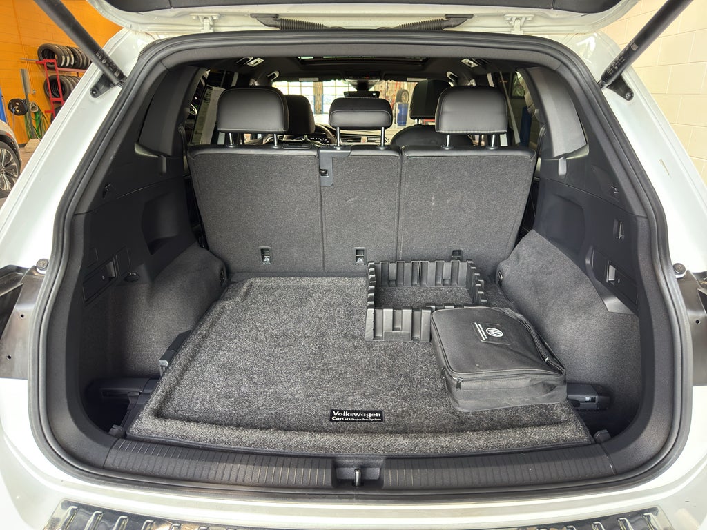2022 Volkswagen Tiguan SEL R-Line