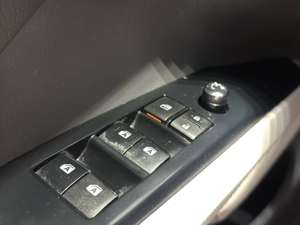 2020 Toyota Camry XLE V6